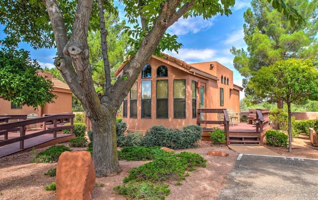 Sedona Pines Resort Kültér fotó A home in the Village of Oak Creek