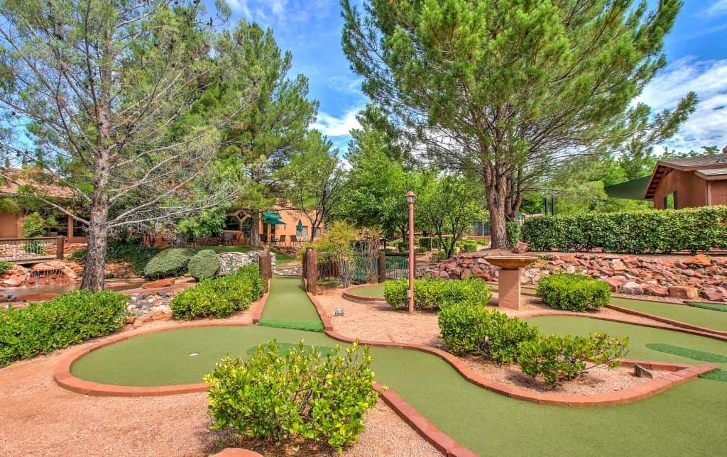 Sedona Pines Resort Kültér fotó Golf Course at the Inn at Sedona